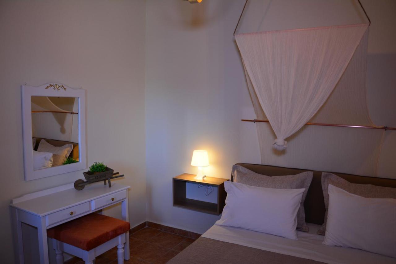 Elianthos Villas バモス エクステリア 写真
