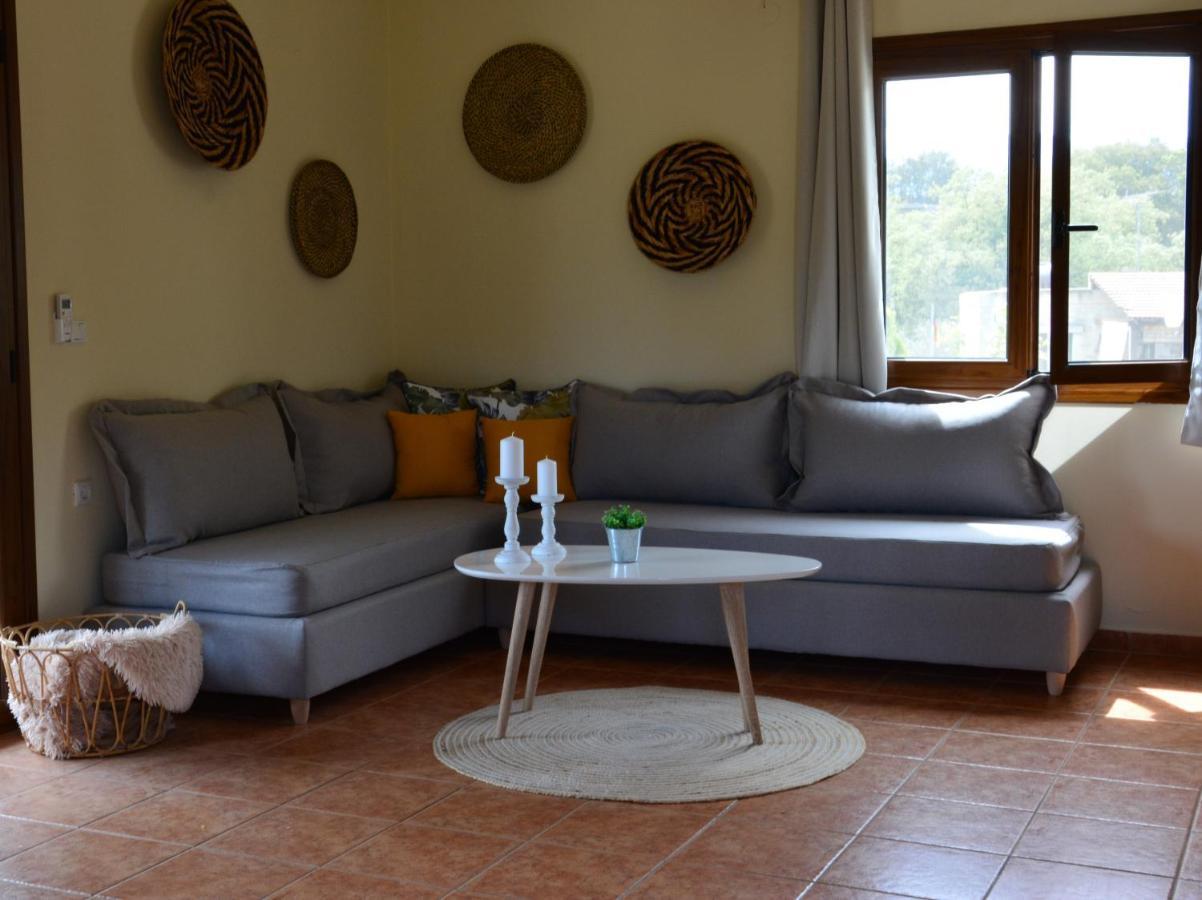Elianthos Villas バモス エクステリア 写真
