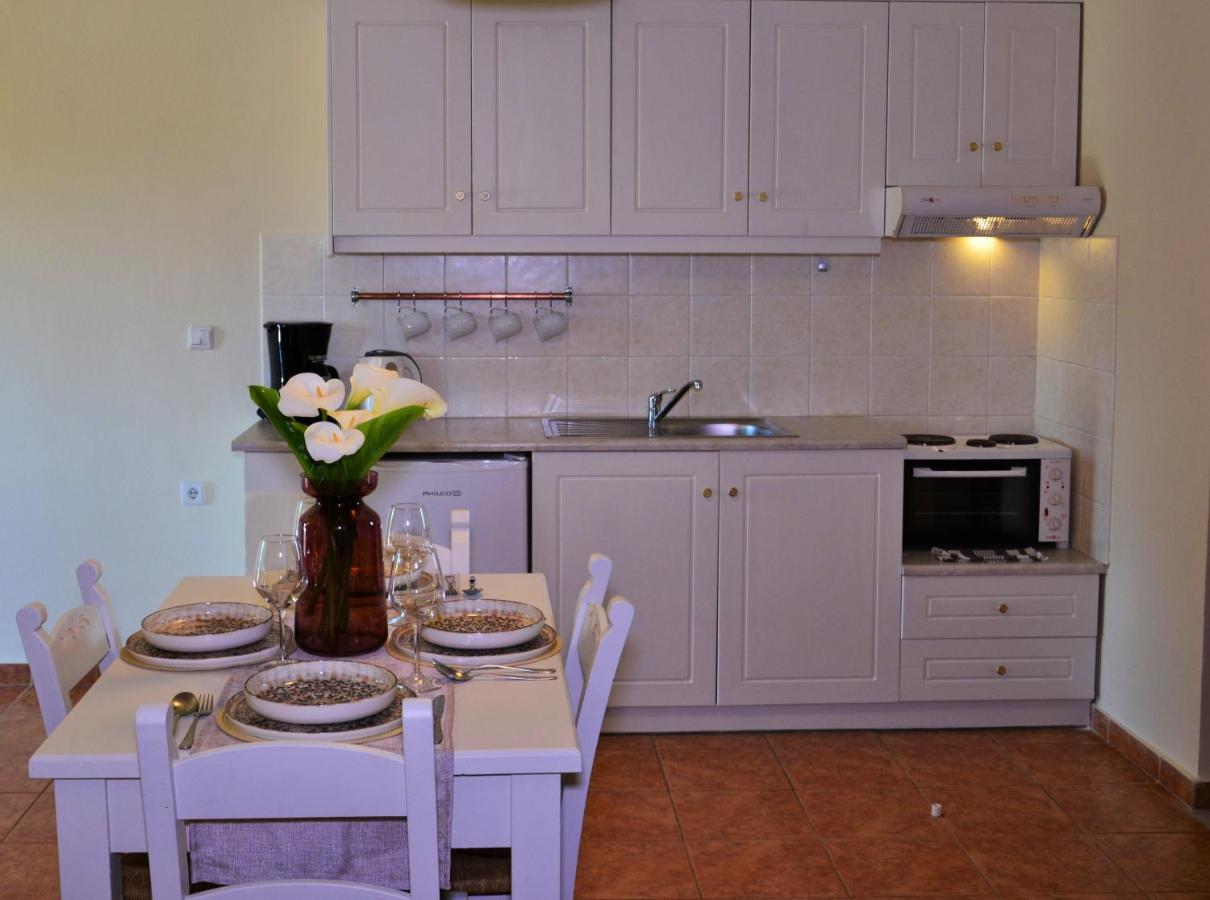 Elianthos Villas バモス エクステリア 写真