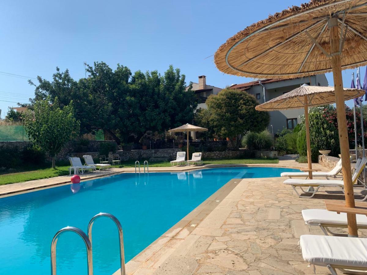 Elianthos Villas バモス エクステリア 写真